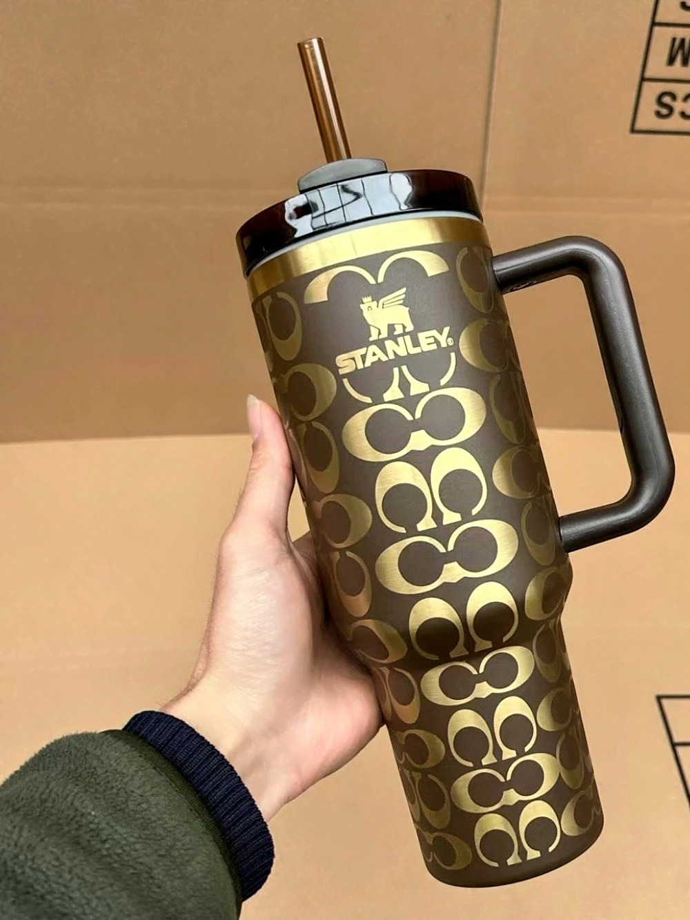 Stanley Geometric Brown & Gold Tumbler45